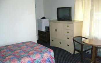 Surrey Motel Оттава Экстерьер фото